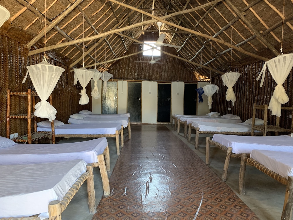 Jambo Beach Bungalows - Hostel 18/50