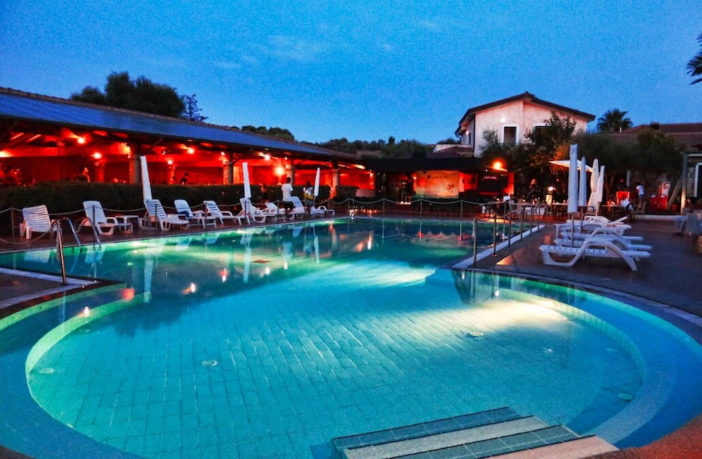 Hotel Club Le Rose 50/50