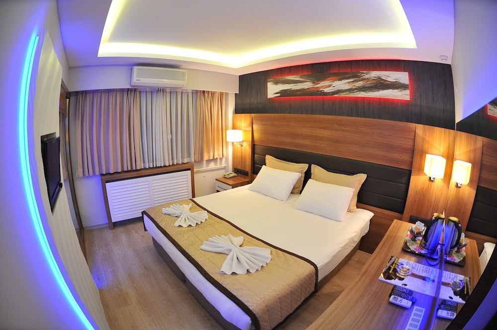 STANDARD, DOUBLE OR TWIN BED