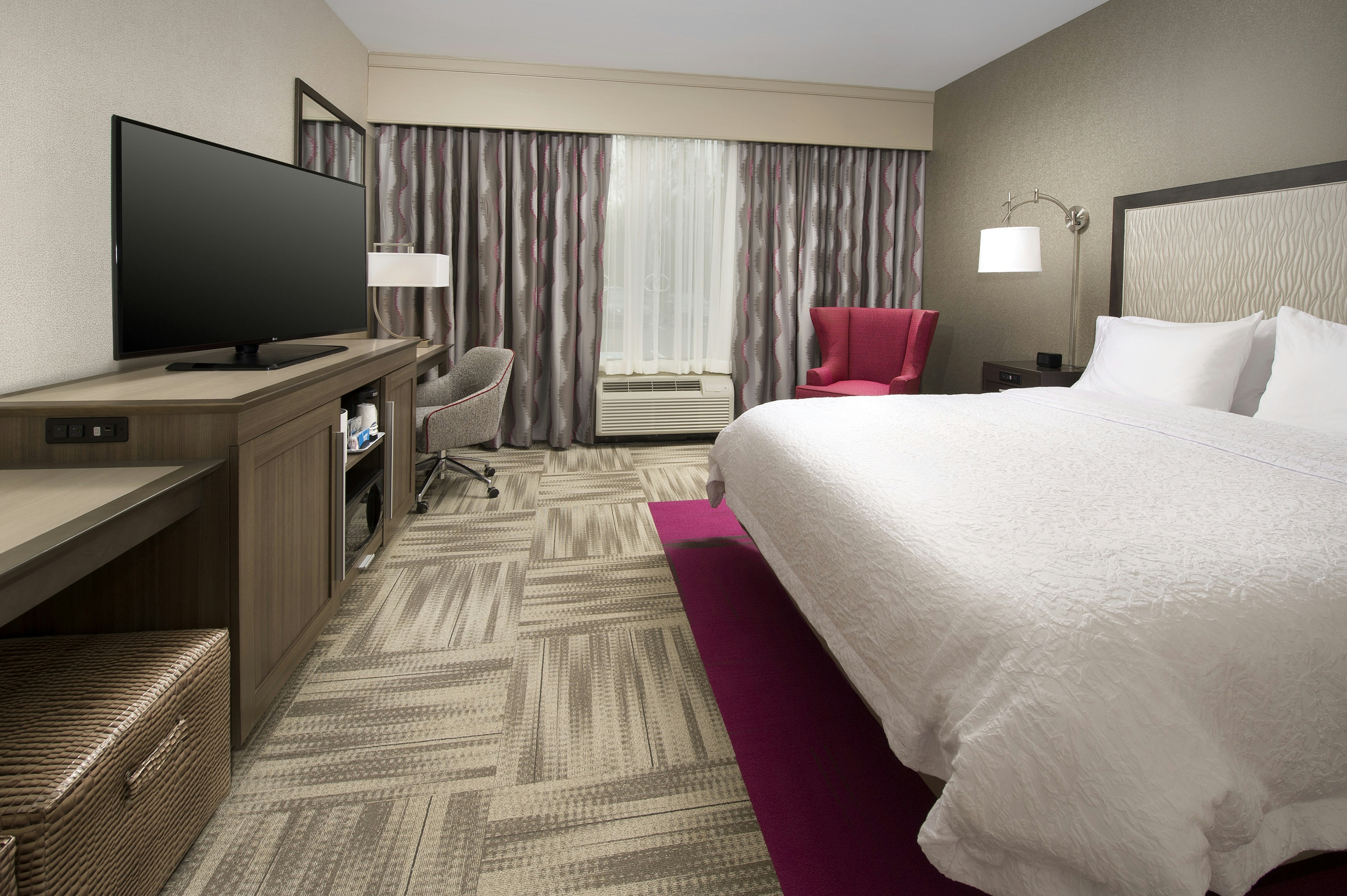 غرفة بسرير كينج لذوي الإعاقة، Hampton Inn Louisville East Hurstbourne Ky 2/3