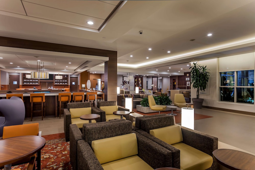 Hyatt House San Juan 44/74