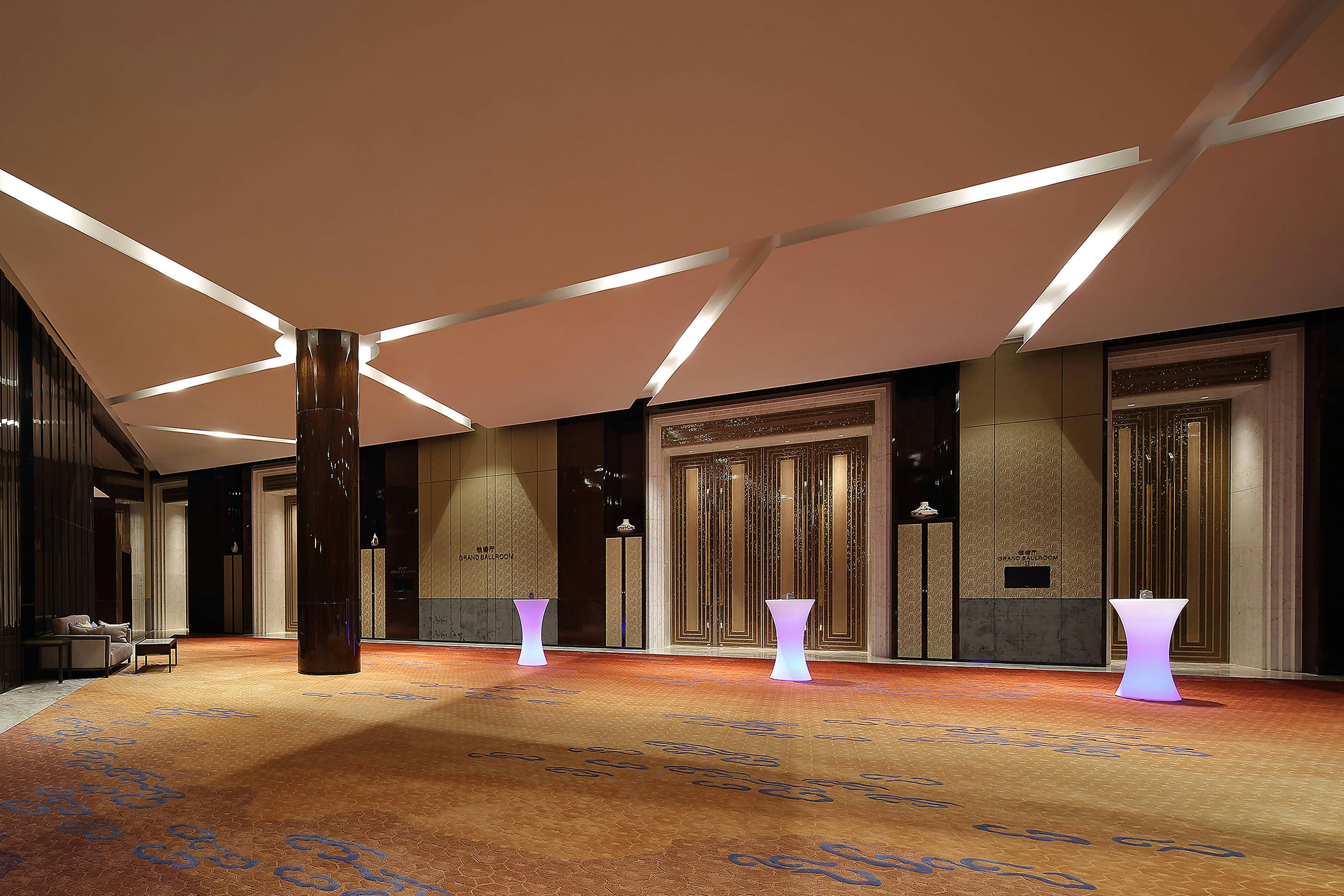 Sheraton Grand Hangzhou Binjiang Hotel 8/55