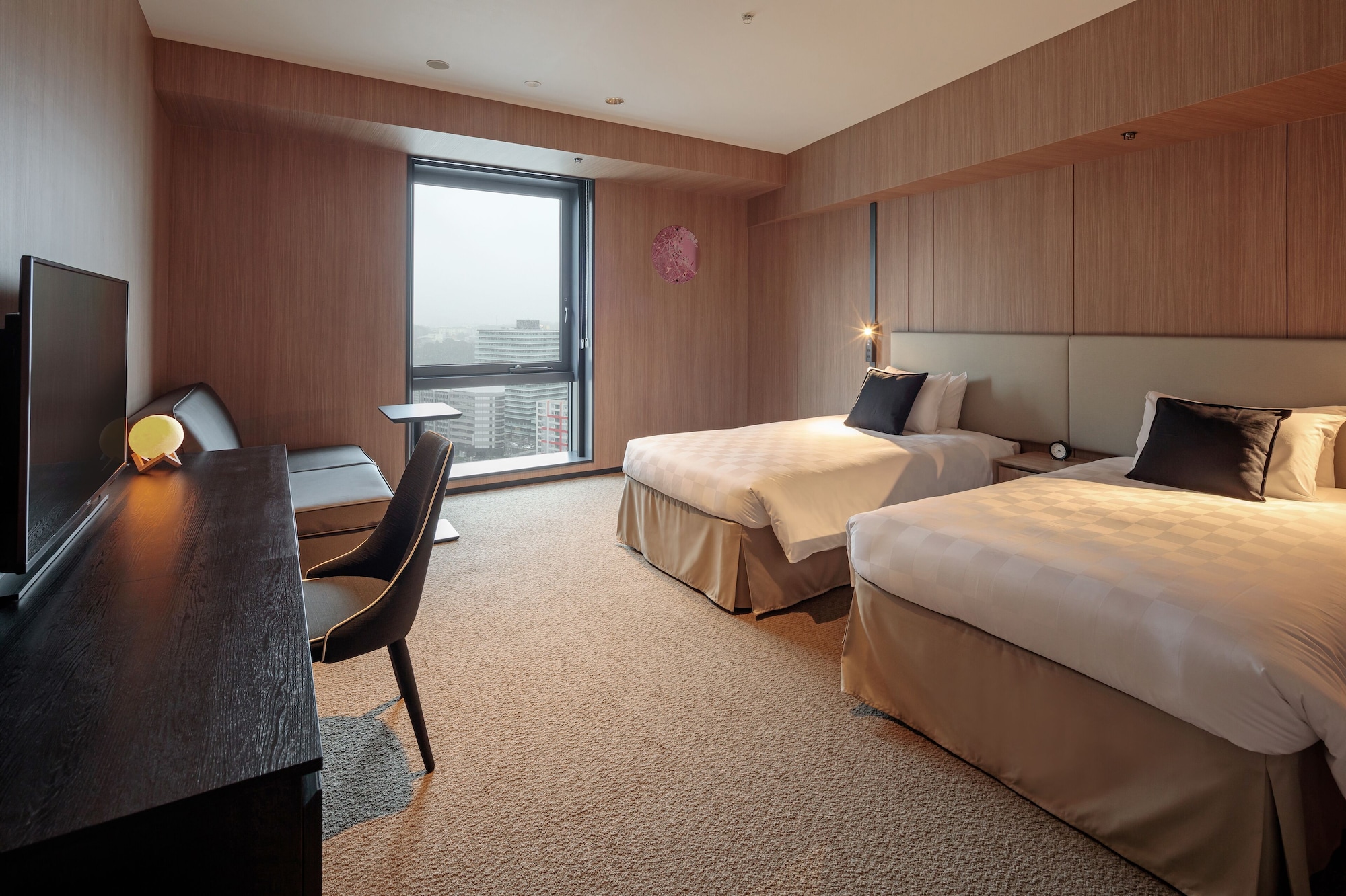 Room at Yokohama Tokyu REI Hotel, YOKOHAMA