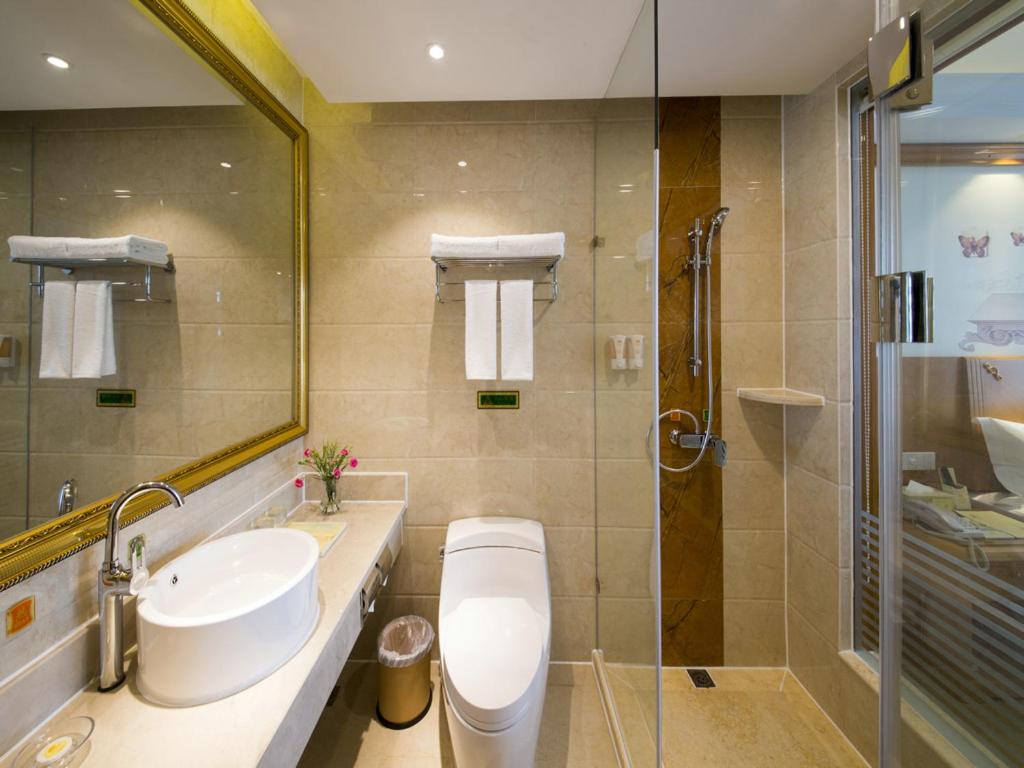 Vienna Hotel (Kunshan Qingyang North Road Wanda) 24/25