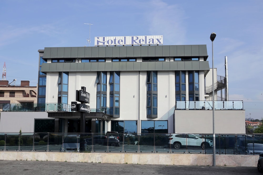 Hotel Relax Roma Nord 2/50