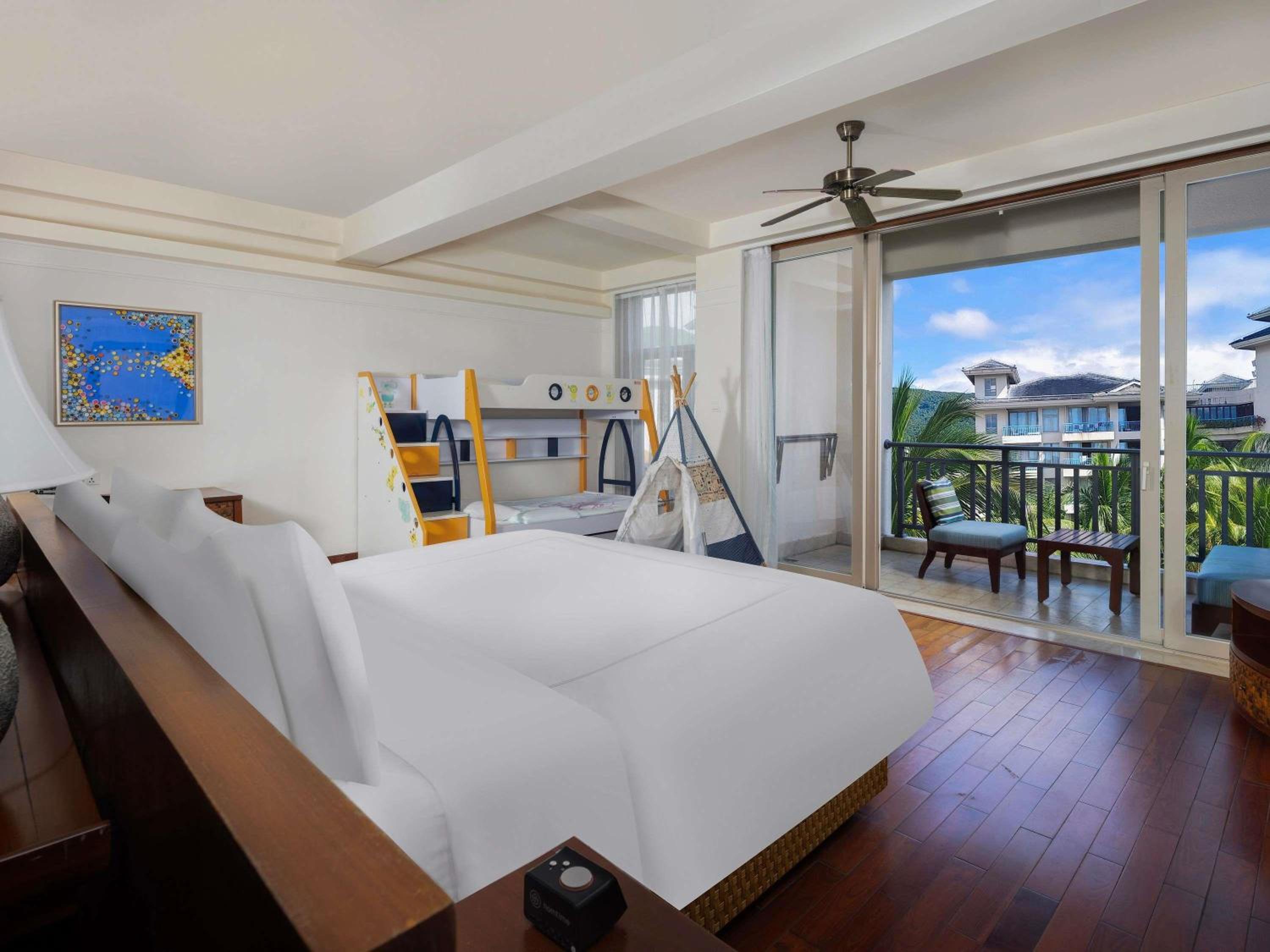 Signature, Swiss, King Bed, Bunk Bed