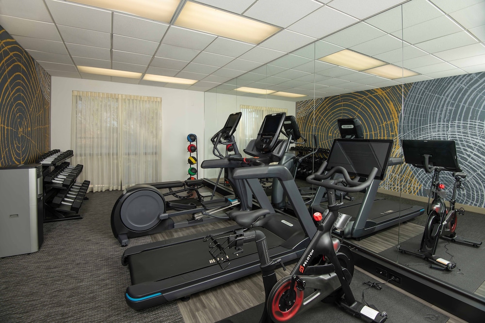 Hyatt Place Denver-South/Park Meadows 39/66