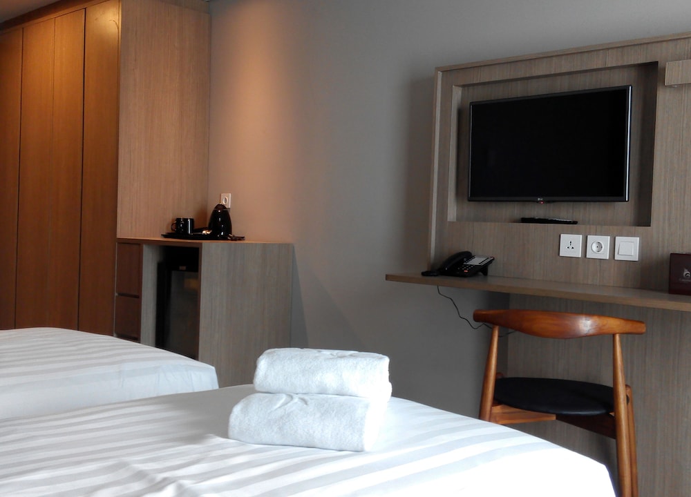 GAMMARA HOTEL MAKASSAR 40/70