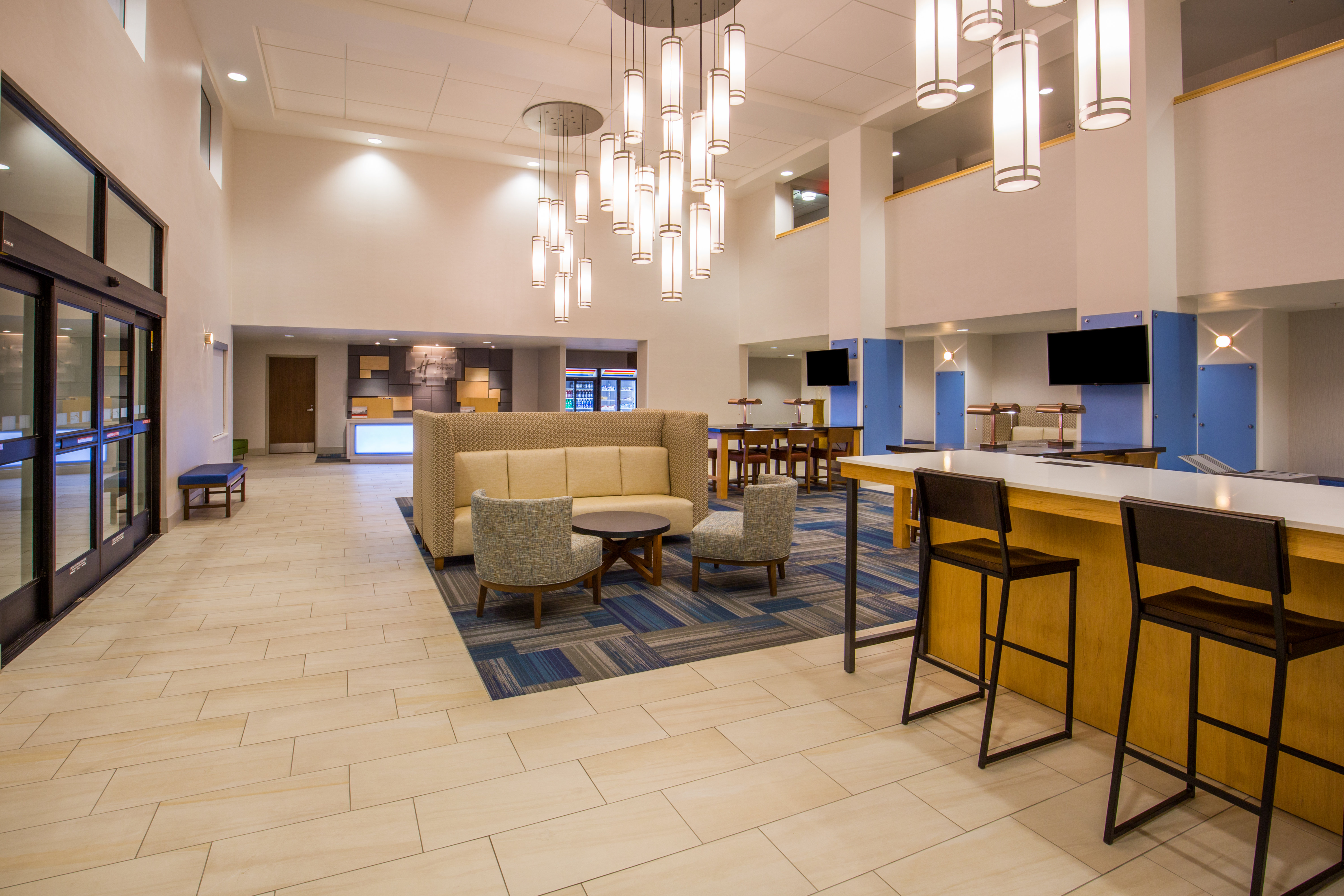Holiday Inn Express & Suites PAHRUMP 41/61