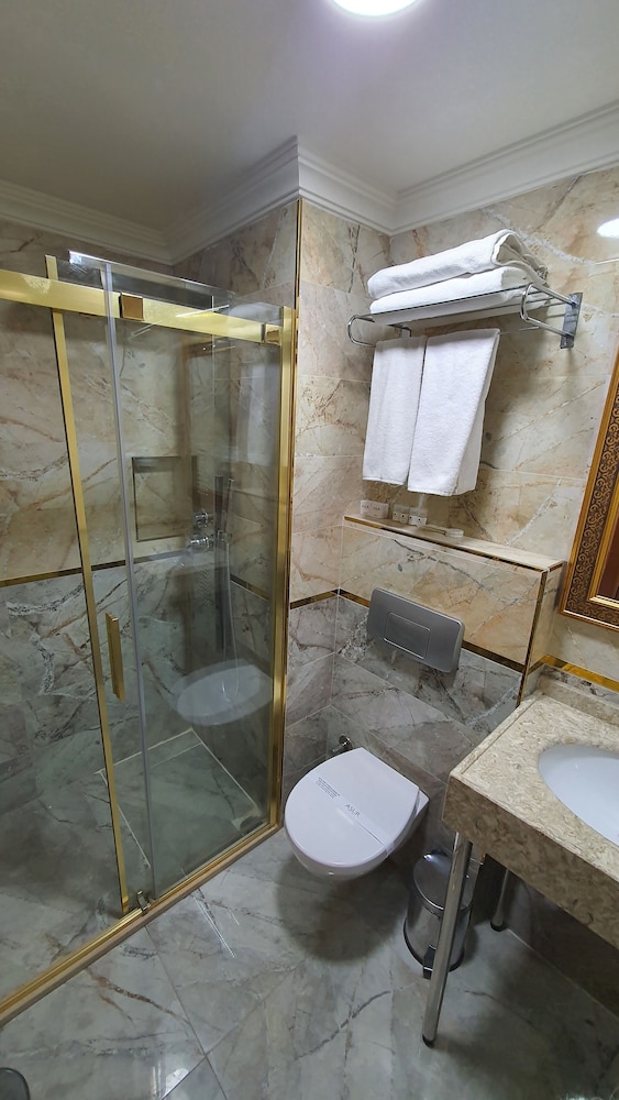 Asur Hotel 20/48