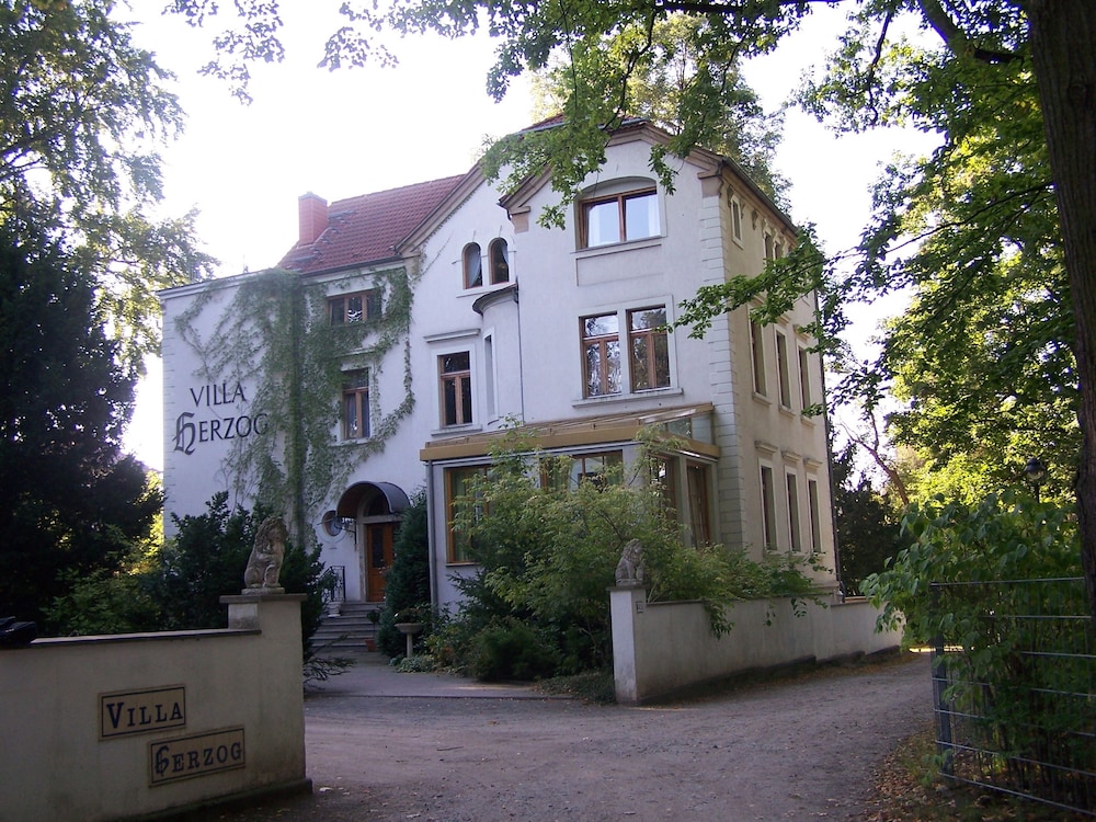 Hotel Villa Herzog 1/49