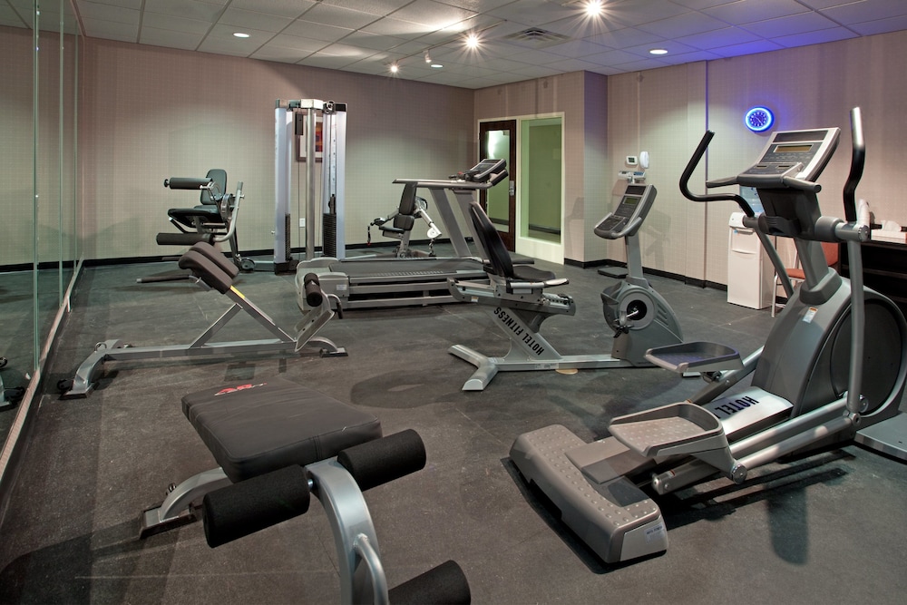 Holiday Inn Express & Suites Clemson - Univ Area 40/82