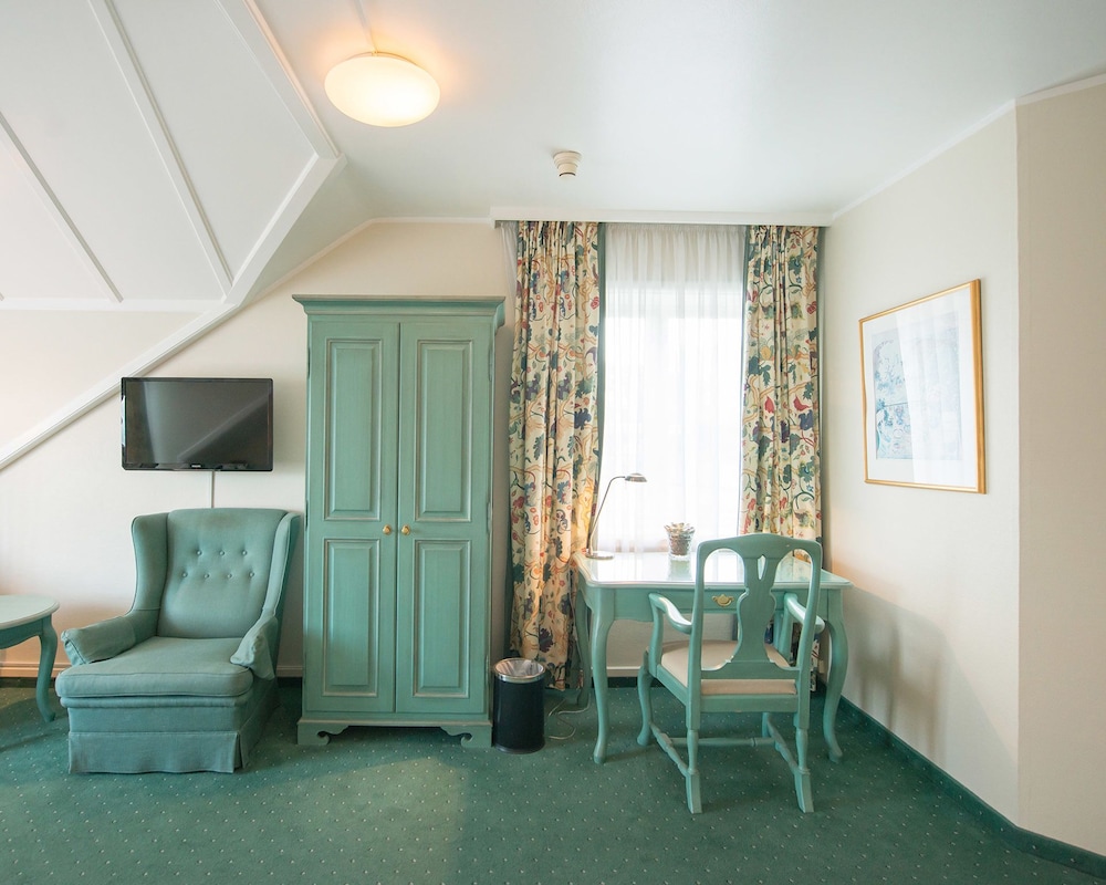 Lillesand Hotel Norge 41/55