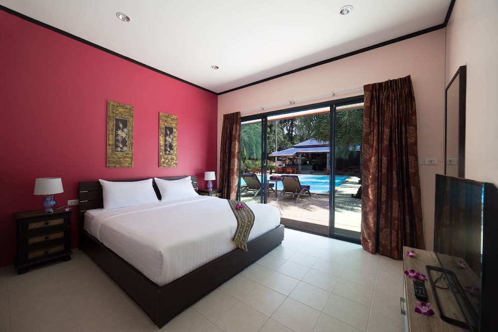 Ma Maison Boutique Hotel in Phuket 18/35