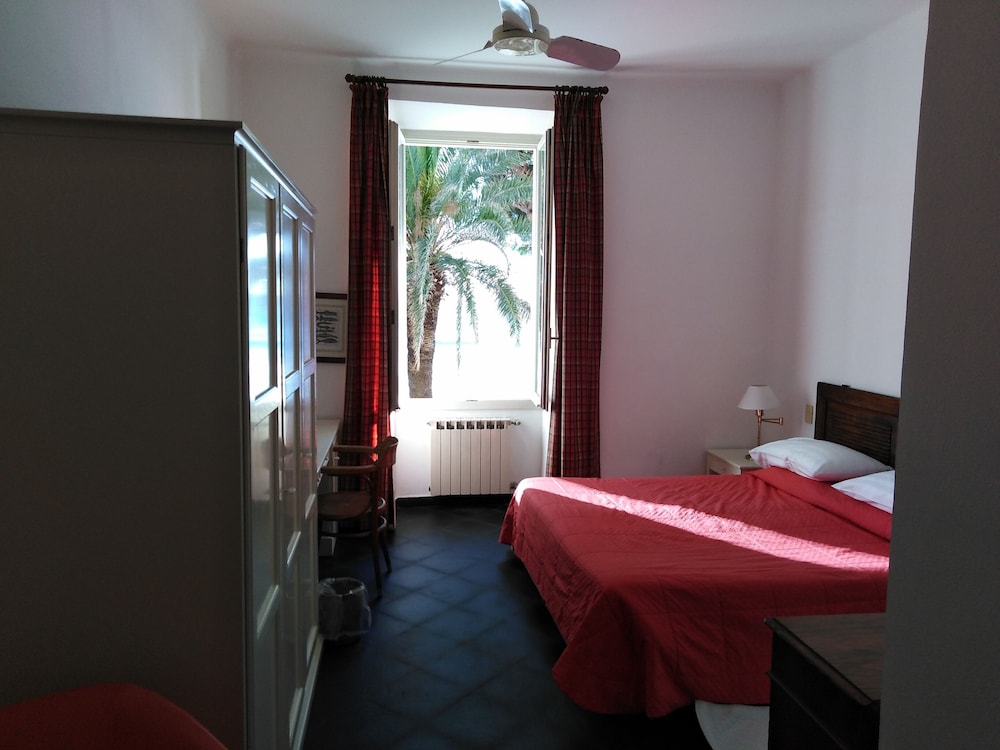 Hotel Beau Rivage 17/50