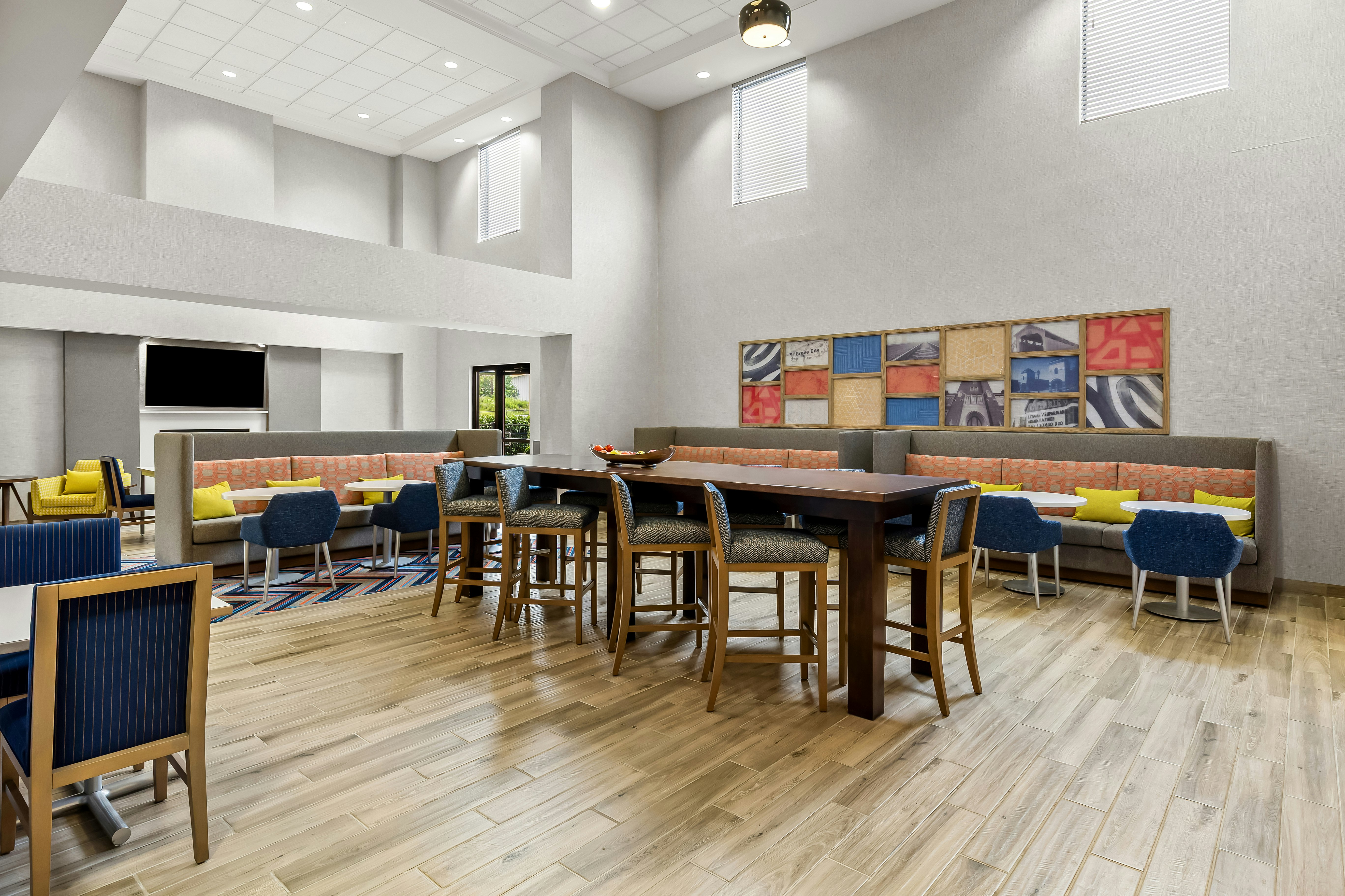 Hampton Inn & Suites Grove City 20/39