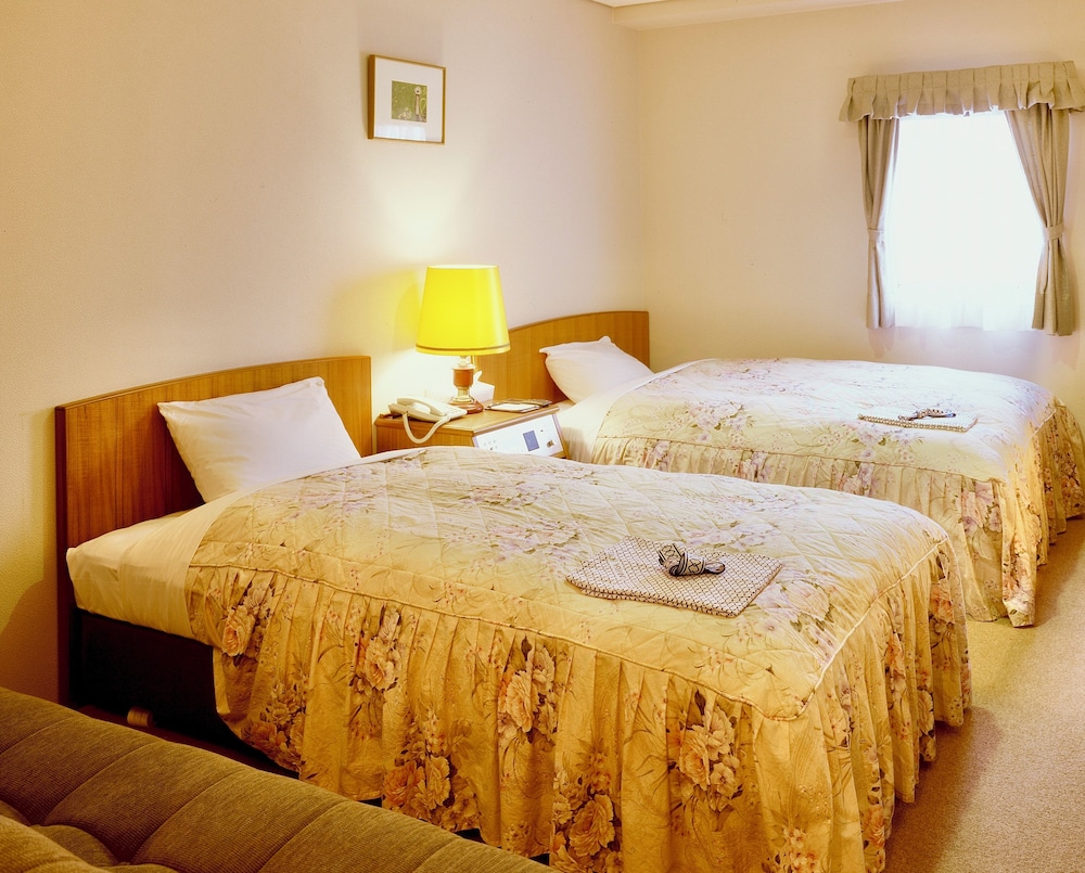 Okayama Universal Hotel Second Annex 12/48