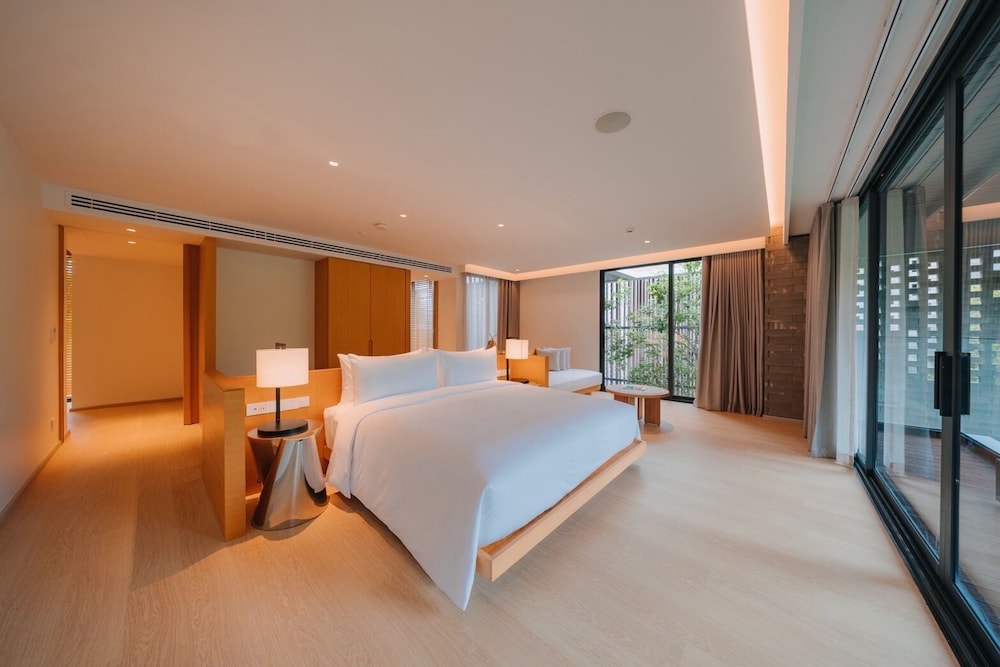 Duplex, Pool, Villa, King Bed, Mountain View