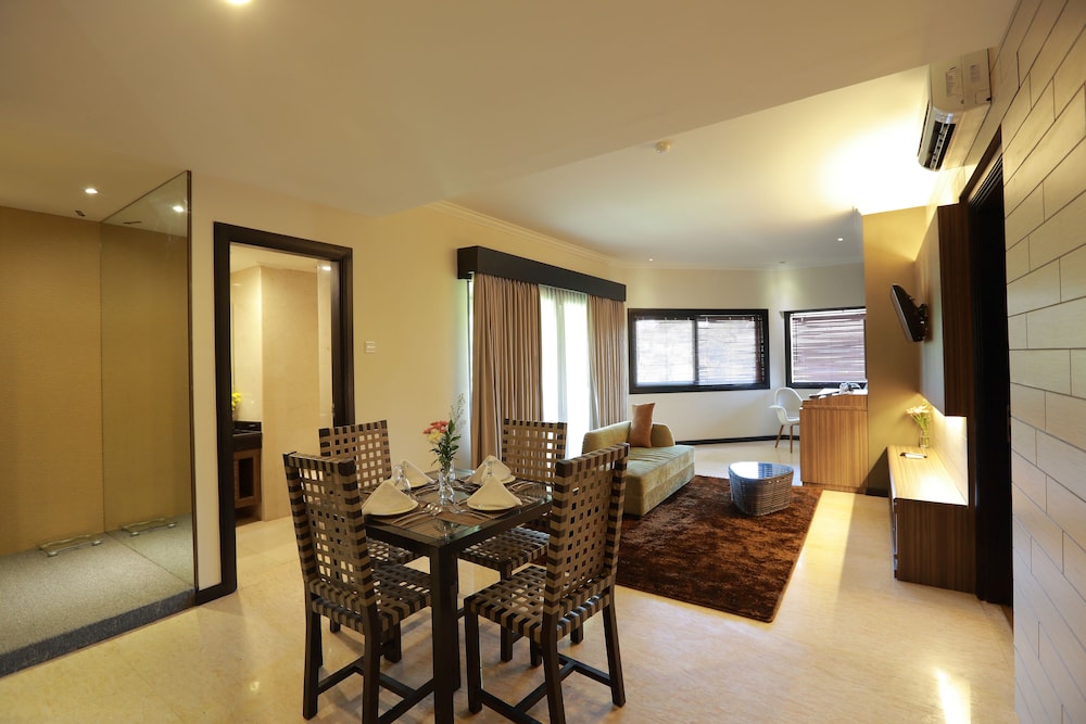 The Singhasari Resort 58/77