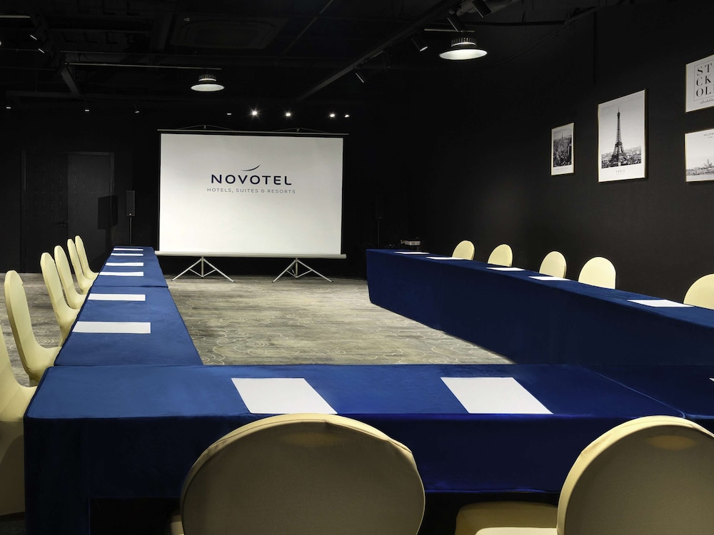 NOVOTEL HONGQIAO EXHIBITION 27/31