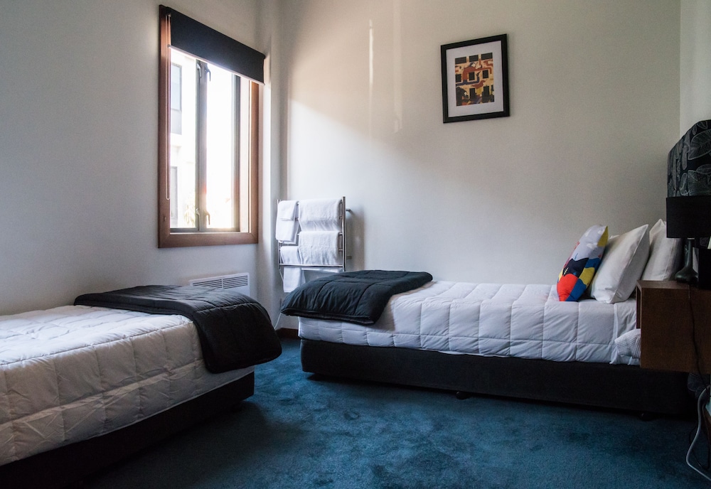 U Boutique Hotel Wellington, SureStay Collection by BW 8/68