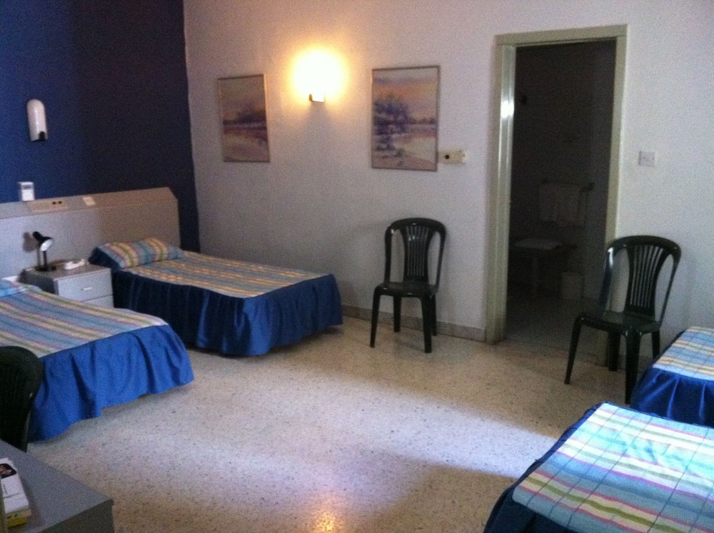 Roma Hotel 14/34