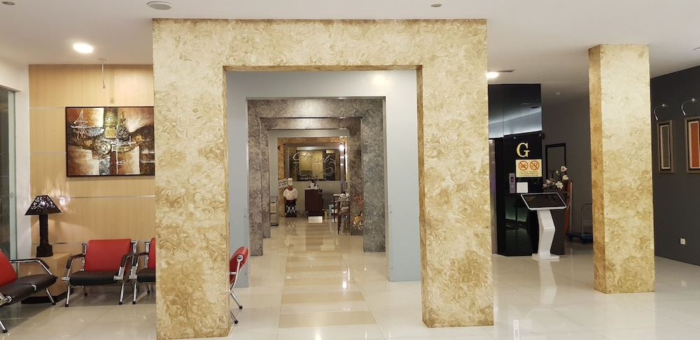 Dehome Boutique Hotel 53/65