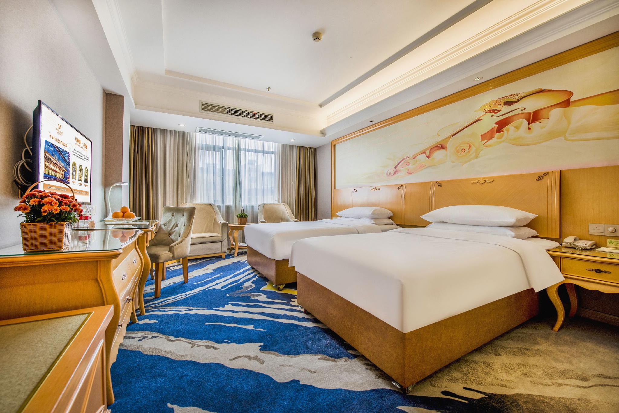 Vienna Hotel (Jiujiang Railway Station) 20/37