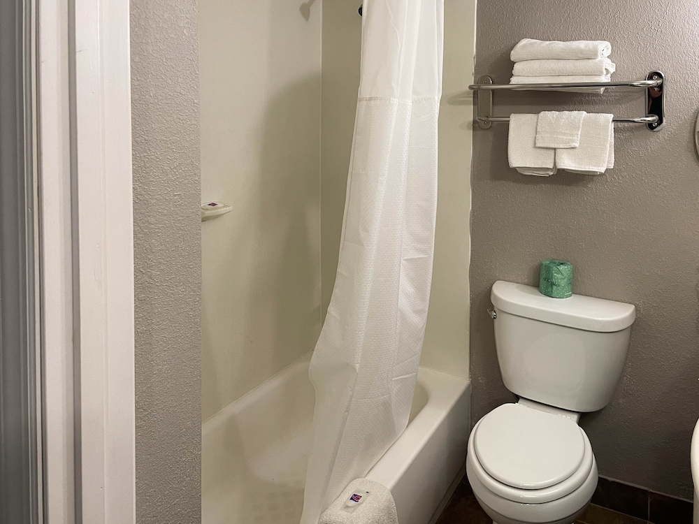 Motel6 Harrisburg, PA – Near PA Expo Center 52/58