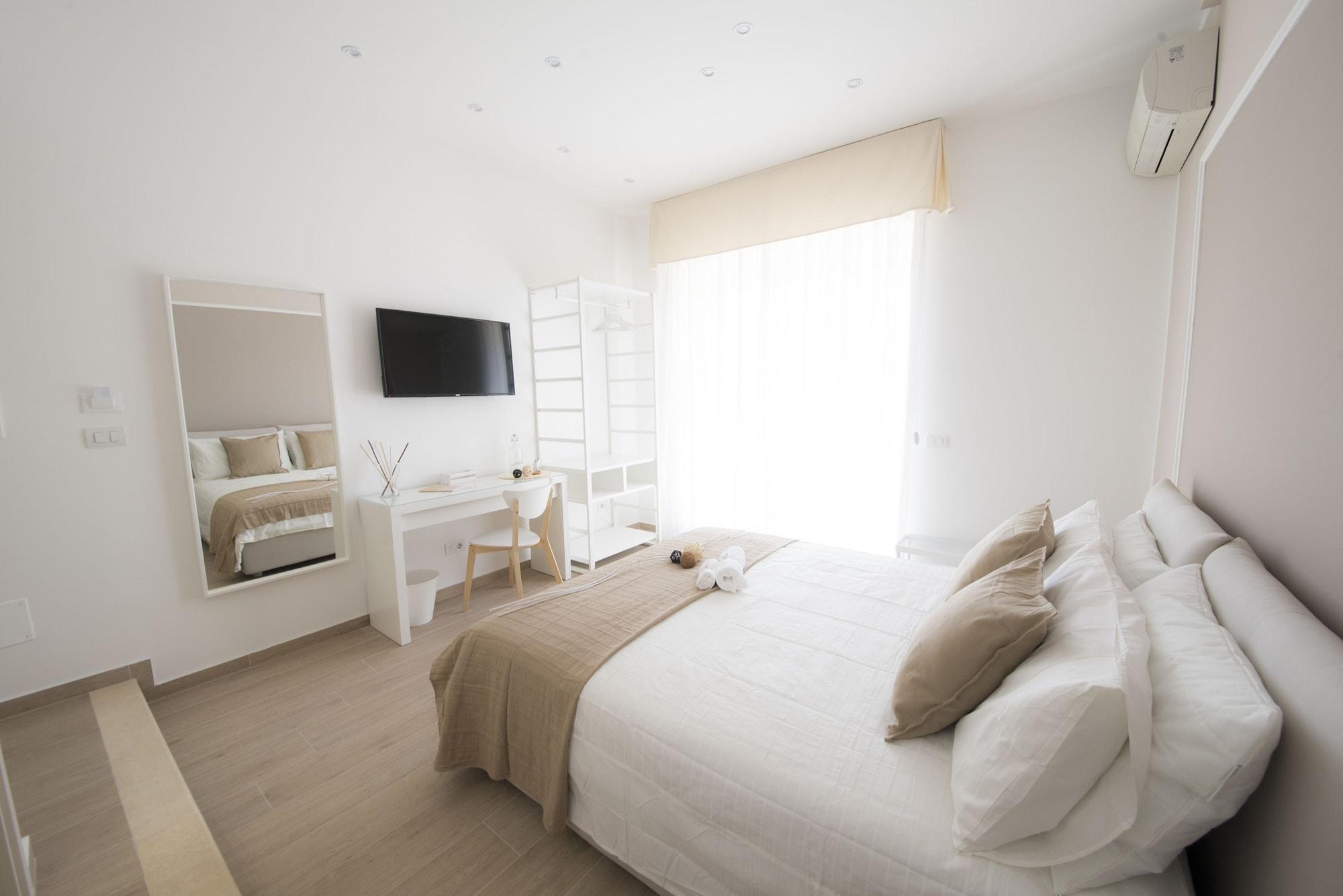 B&B Chérie - Centro Di Salerno 12/21