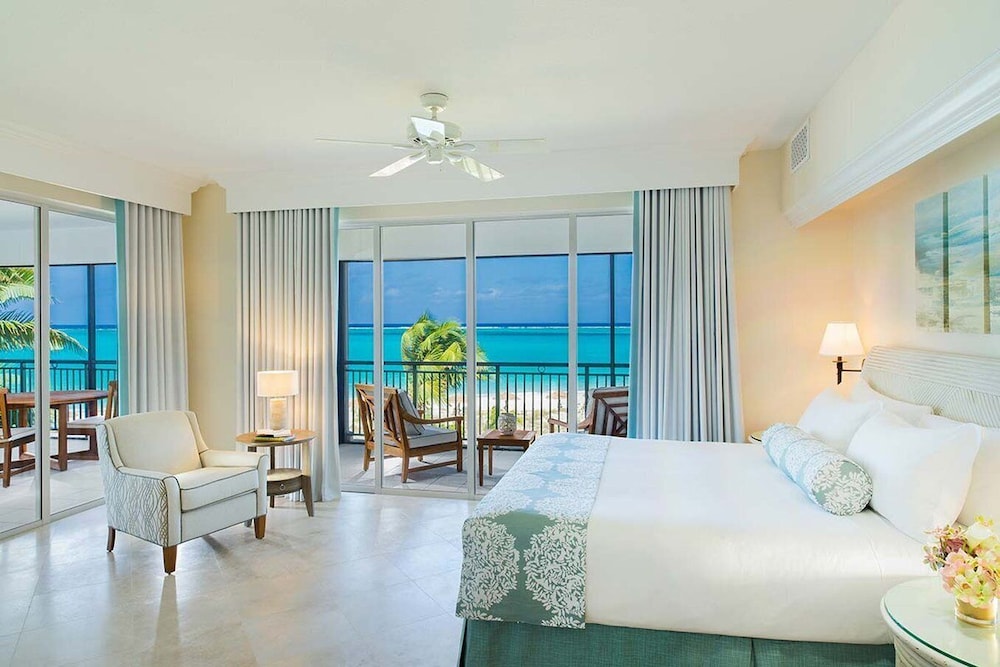 1 Bedroom, Deluxe, King Bed, Ocean Front, Sofa