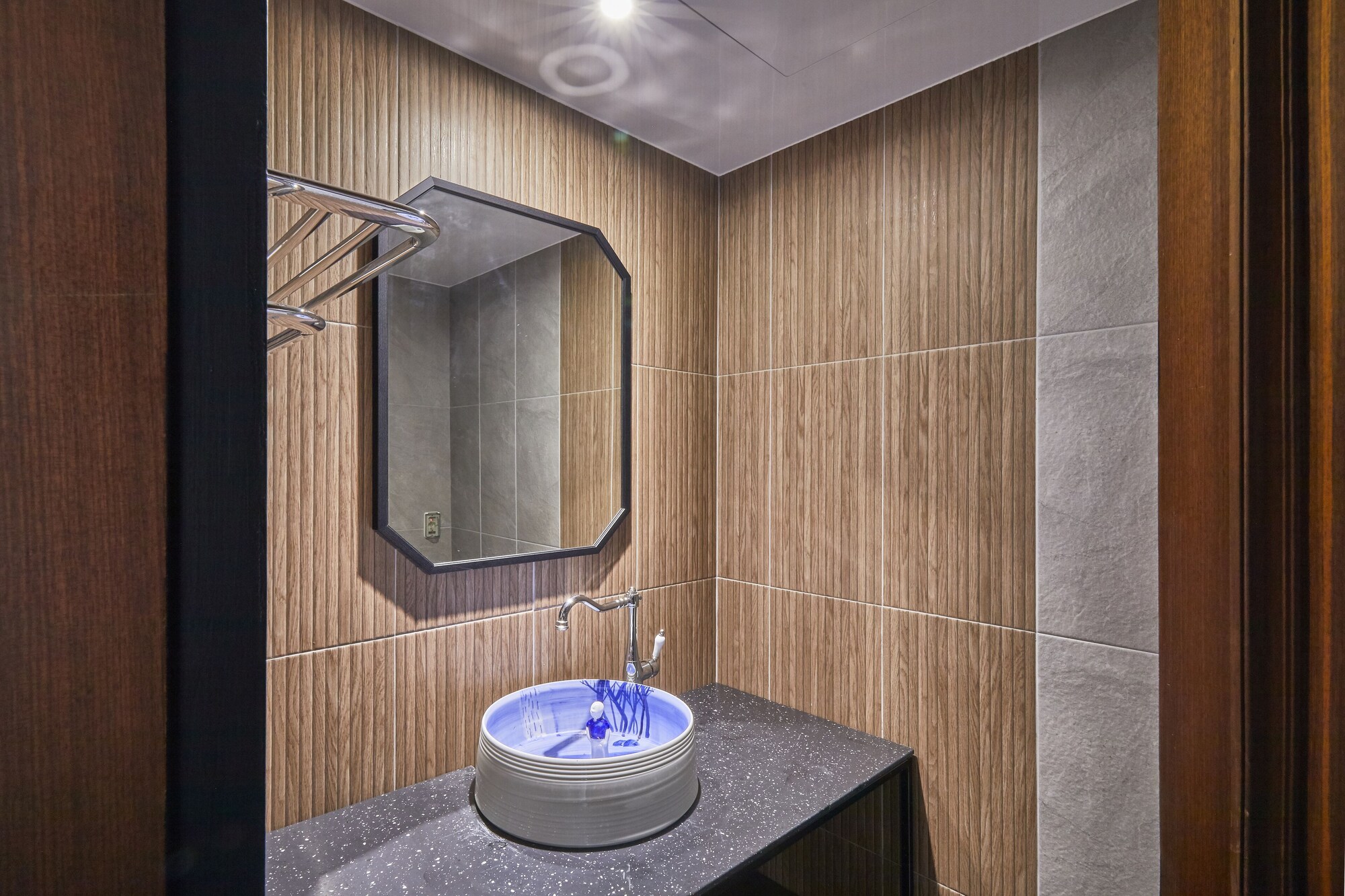 Imperial, Suite, 2 Double Beds, 2 Futon Beds, Garden View، Kolon Hotel Gyeongju 7/10