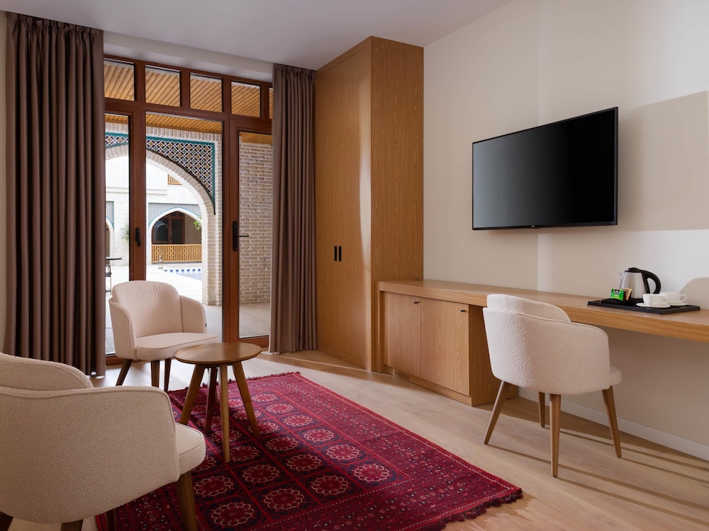 Mercure Bukhara Old Town 52/60