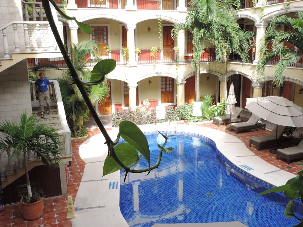 Hacienda Real del Caribe 27/32