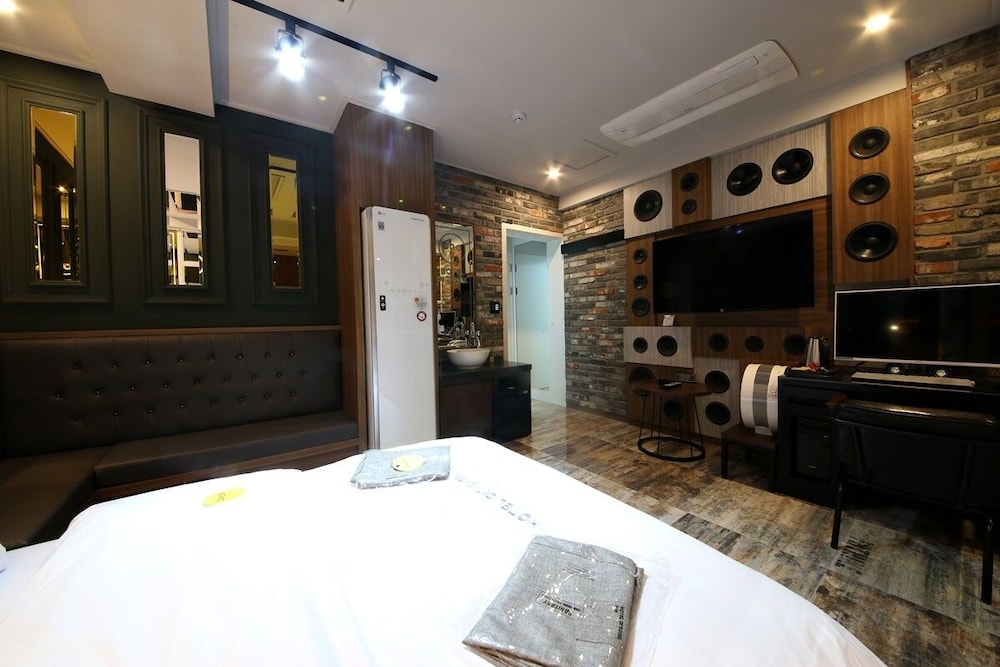 غرفة سوبيريور بسرير كوين، Hotel Yeogiuhtte Gwangju Ha Nam 4/6