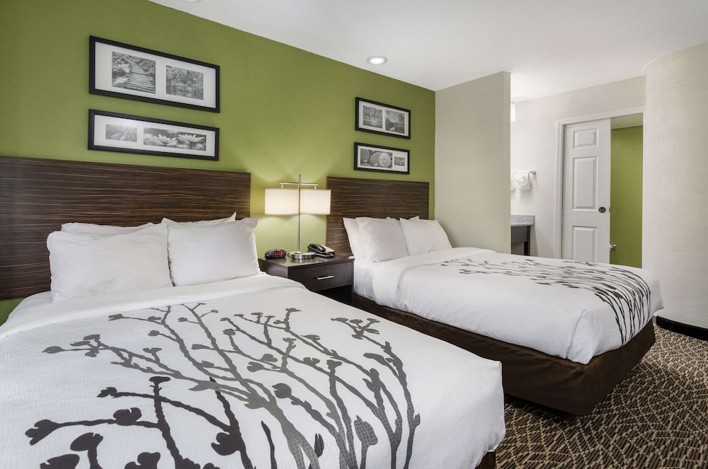 Sleep Inn Hanes Mall 11/38
