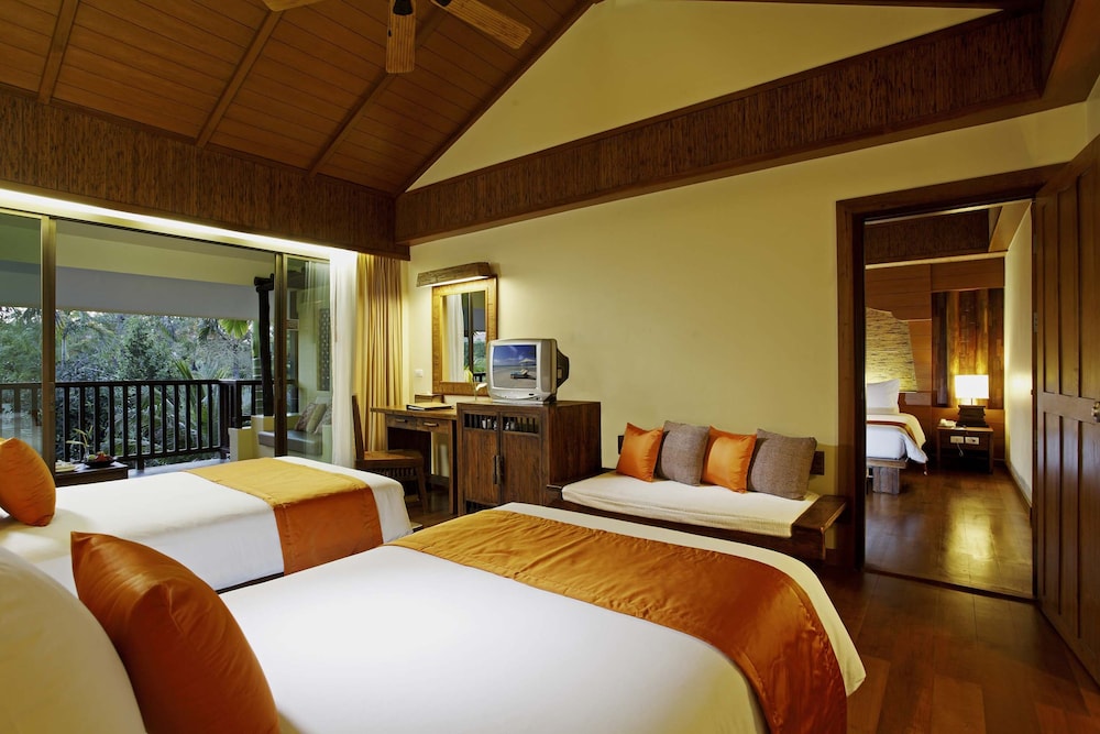 Centara Koh Chang Tropicana Resort 25/80