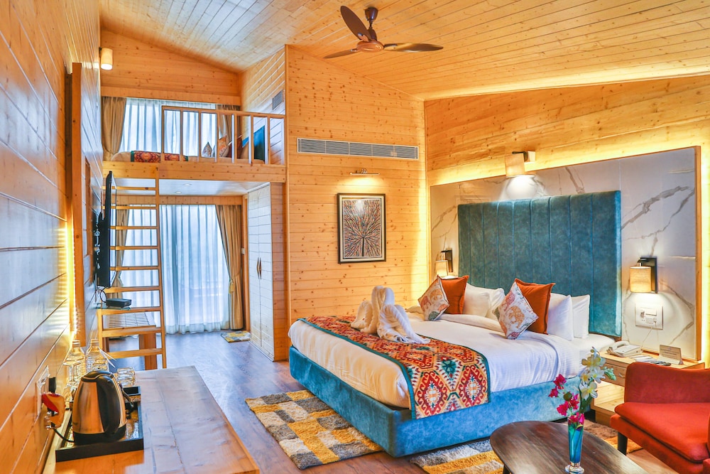 LUXURY, CHALET, PRIVATE POOL