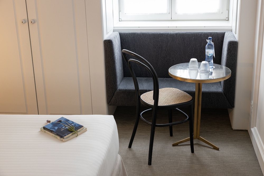 Lisboa Pessoa Hotel 68/79