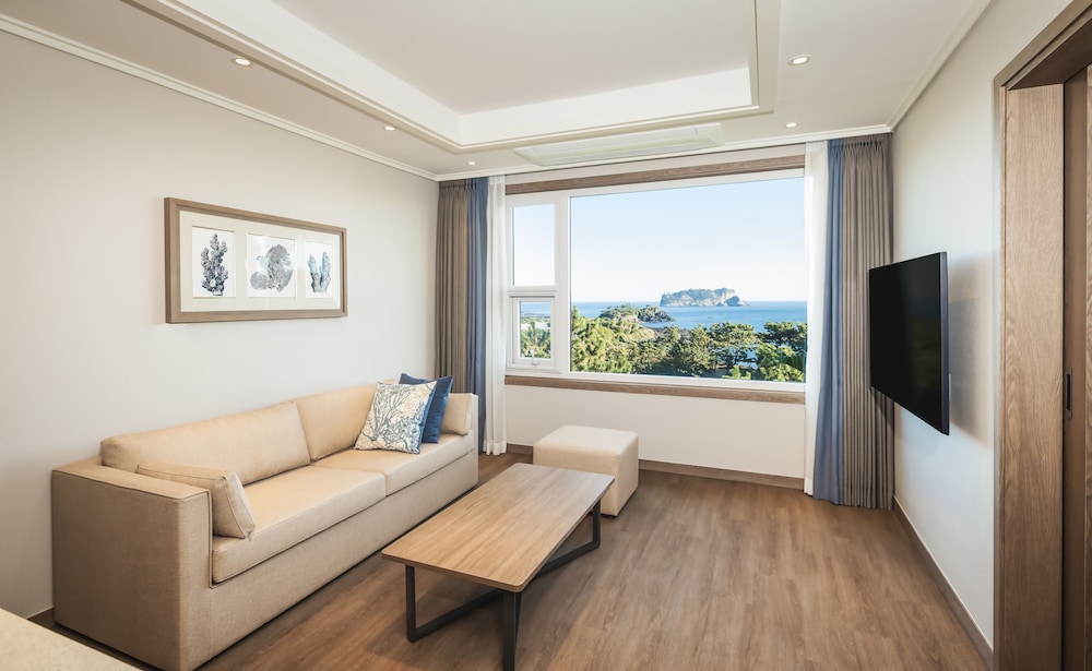 Kensington Resort Jeju Seogwipo 19/37