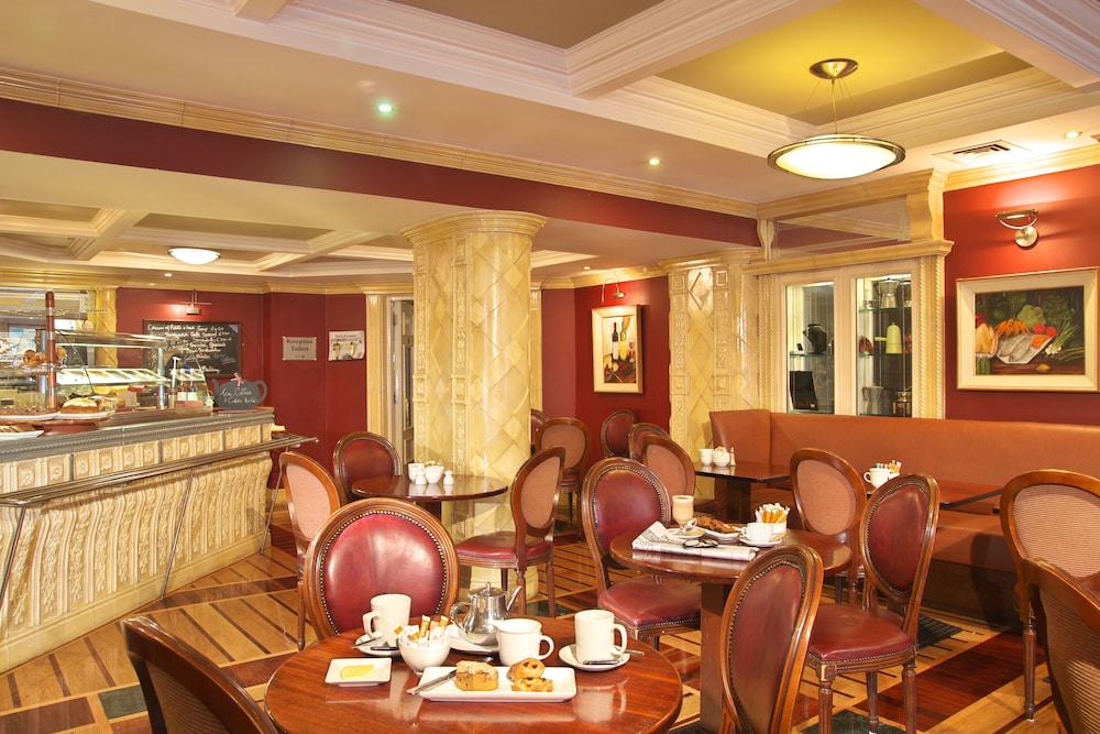 Castle Hotel Macroom 28/28