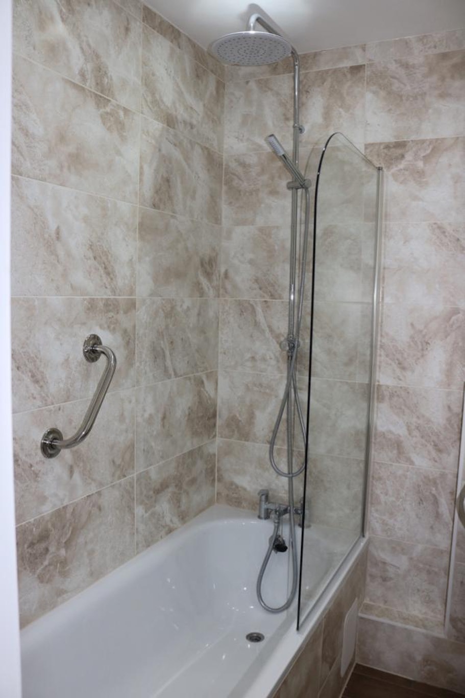 OYO Oban Hotel 23/24