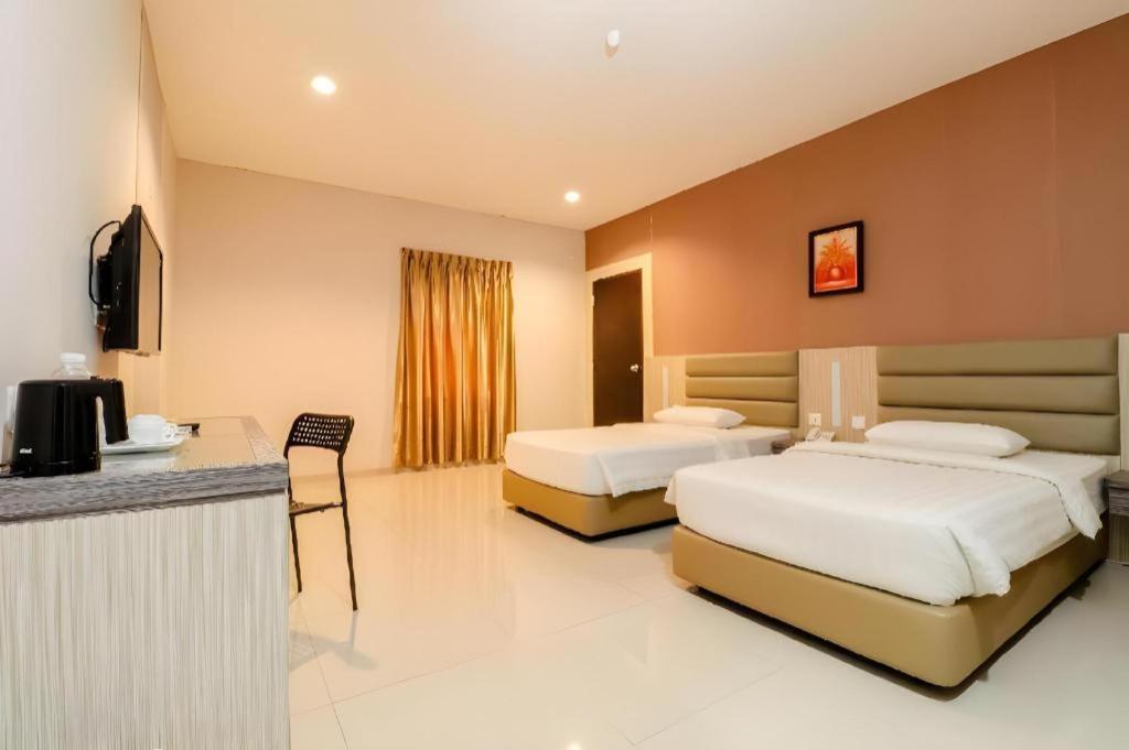 Lovina Inn Batam Center 17/49