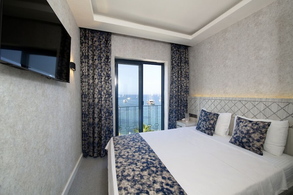 Platinum Otel & Restaurant 4/21