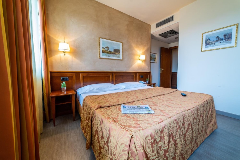 Hotel Gardenia 18/50