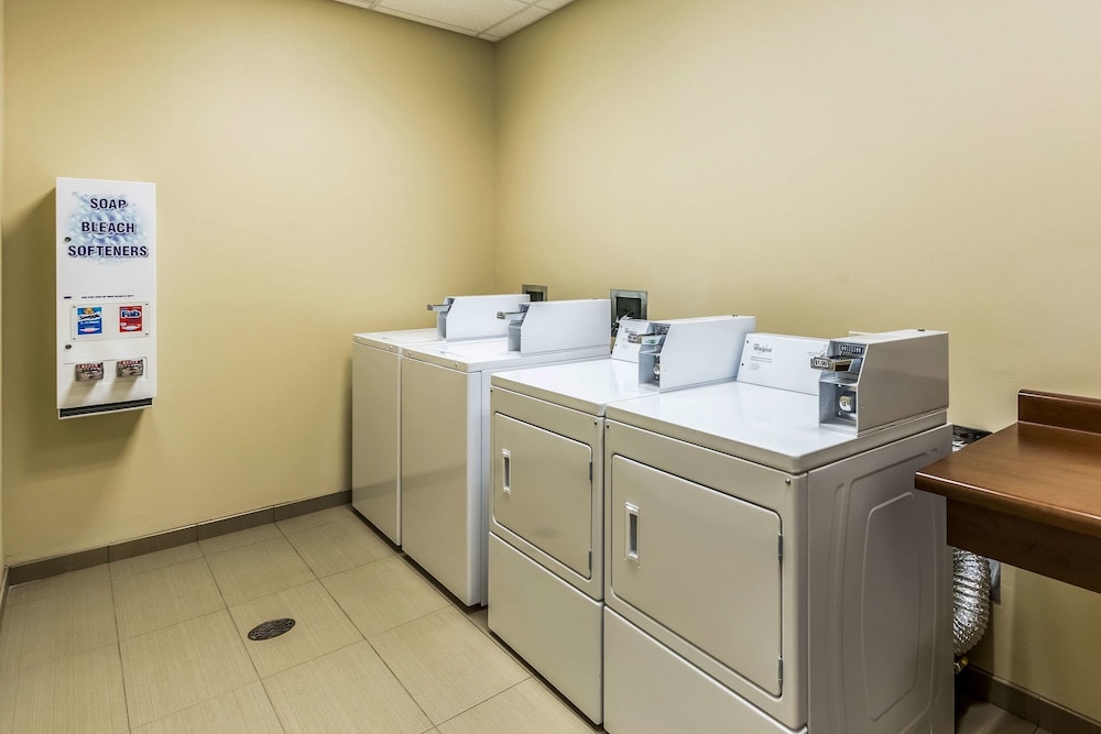 Comfort Suites St George - University Area 3/47