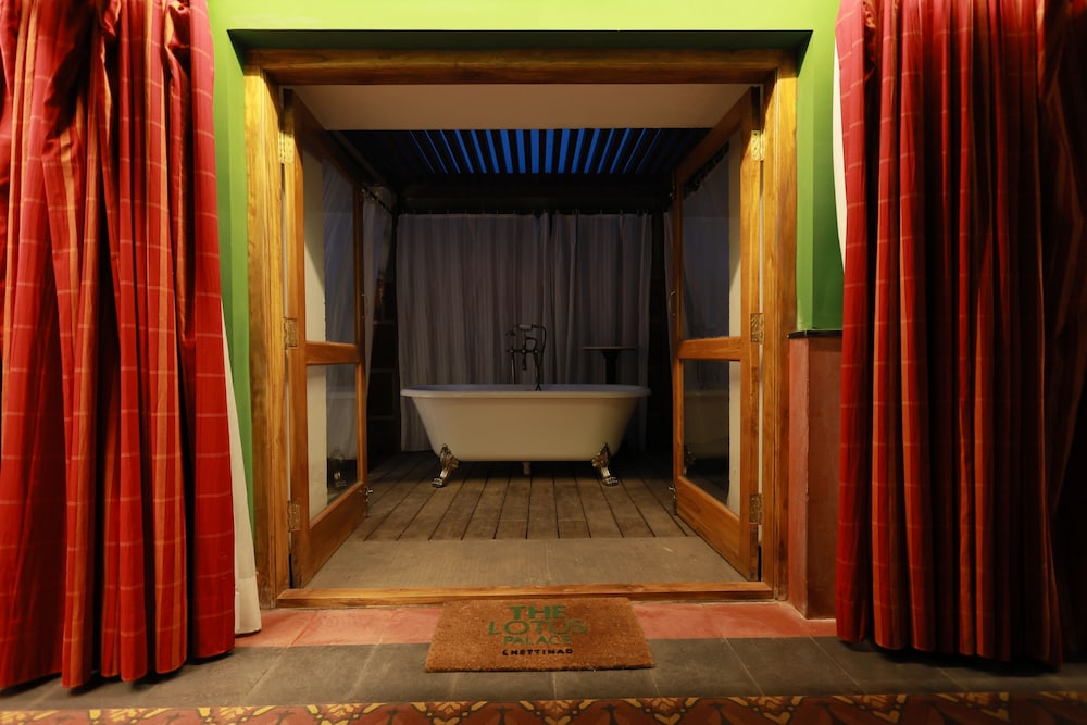 THE Lotus Palace Chettinad 4/63