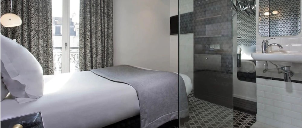 HOTEL EMILE 8/49