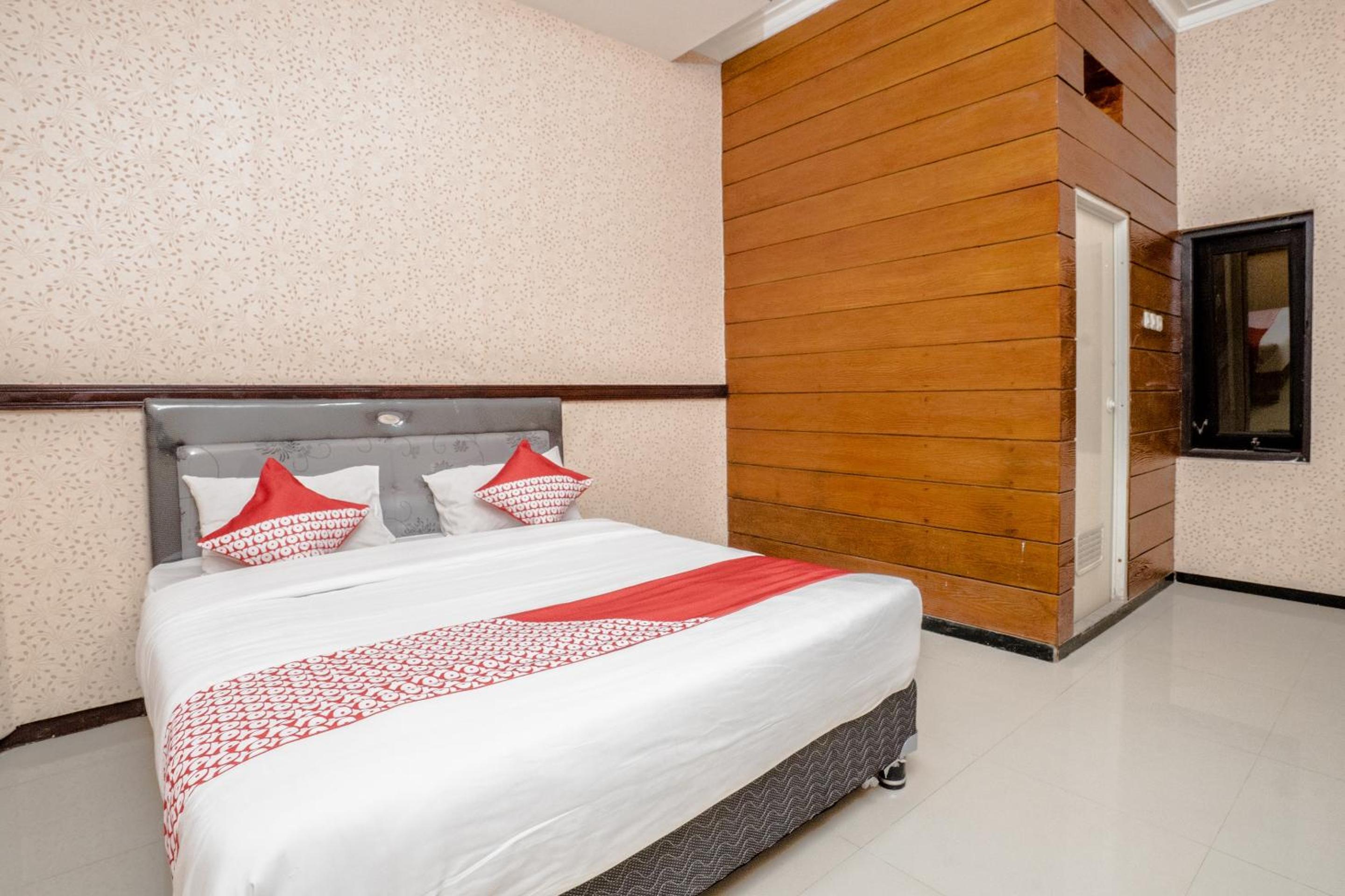 Hotel O Central Batu Near Jatim Park 3 Formerly Bunga Matahari Hotel 14/50