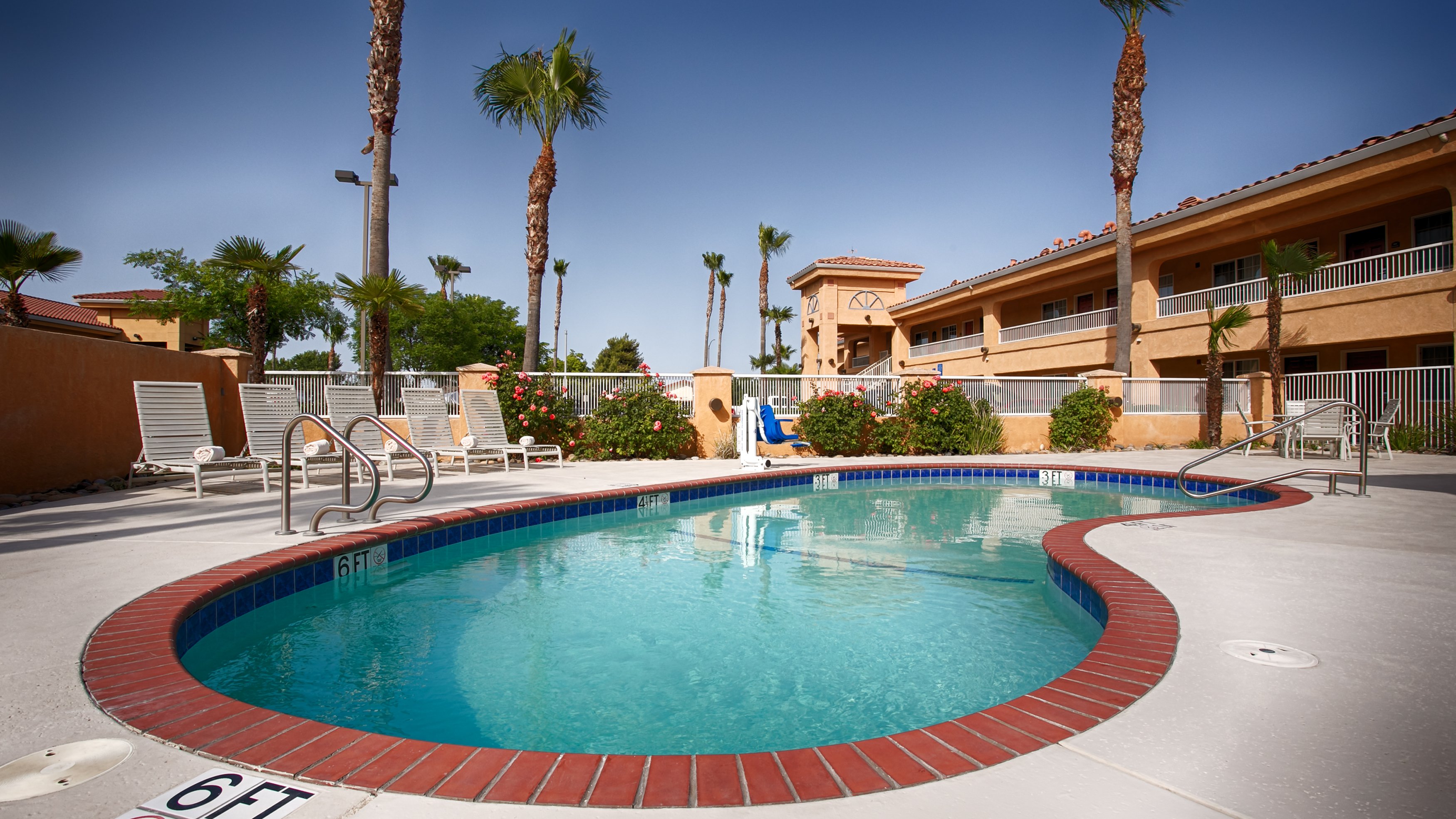 Best Western Inn & Suites Lemoore 35/36
